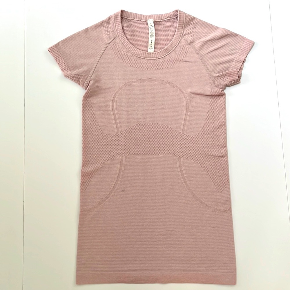 Lululemon Swiftly Tech short sleeve shirt flush pink/soft pink size 4